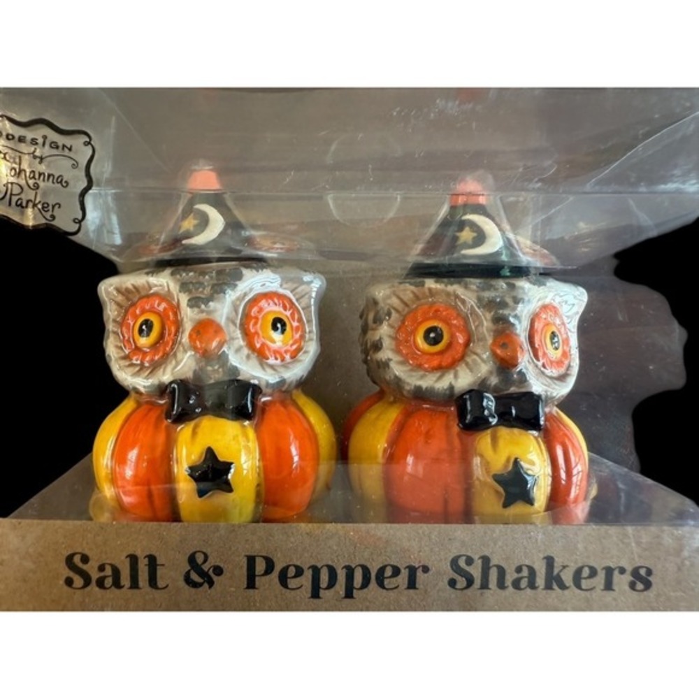 New Johanna Parker Owls‎ Salt & Pepper Shakers Halloween Spooky Vintage style